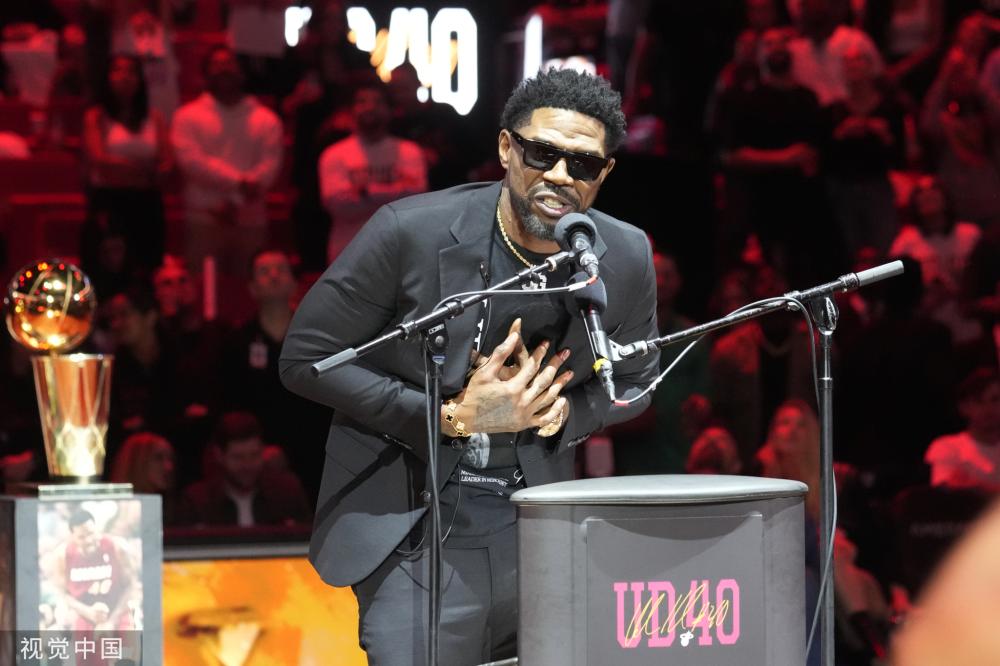 并在罚球时 并在罚球时