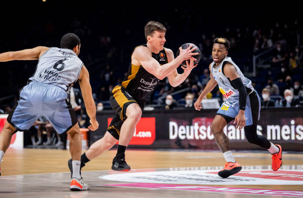 拦截还是进 拦截还是进