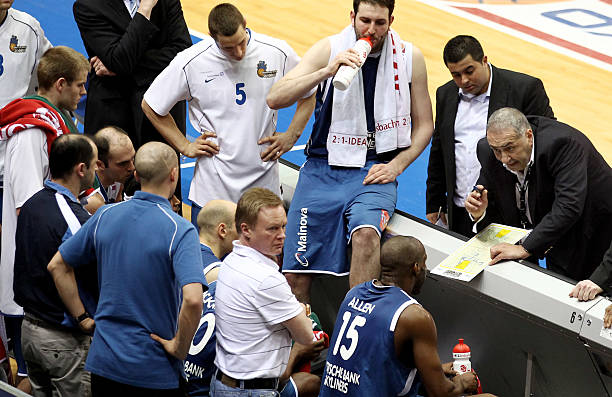 多方面得到 多方面得到